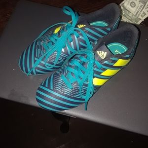 Soccer cleats
